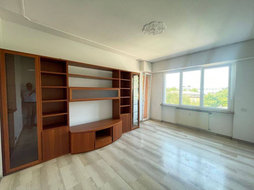 appartamento in vendita a Como in zona Trecallo