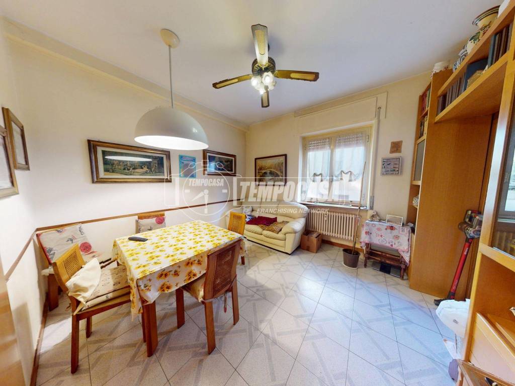 appartamento in vendita a Como in zona Borghi