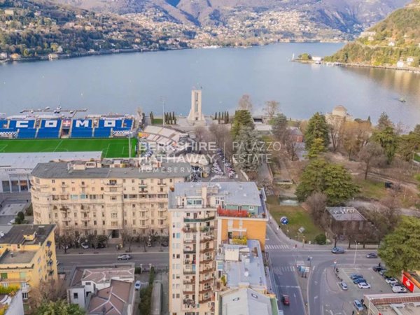 appartamento in vendita a Como in zona Como Centro