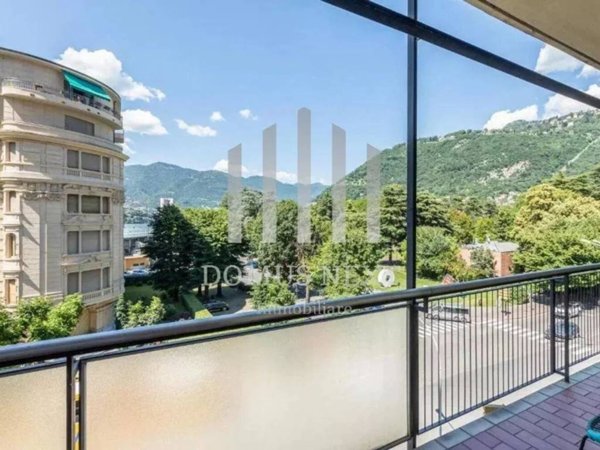 appartamento in vendita a Como in zona Villa Olmo