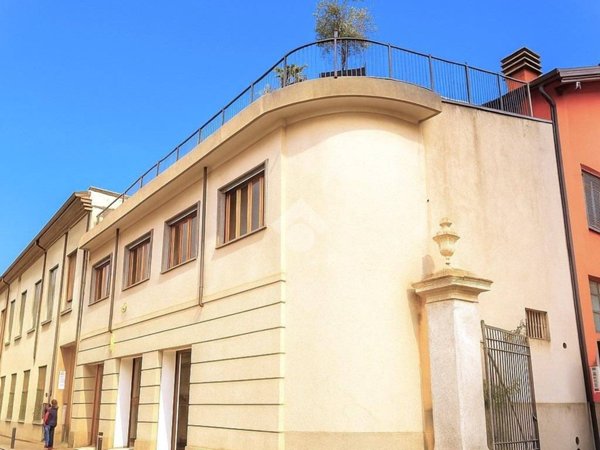 appartamento in vendita a Como in zona Como Centro