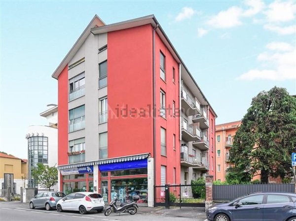 appartamento in vendita a Como in zona Camerlata