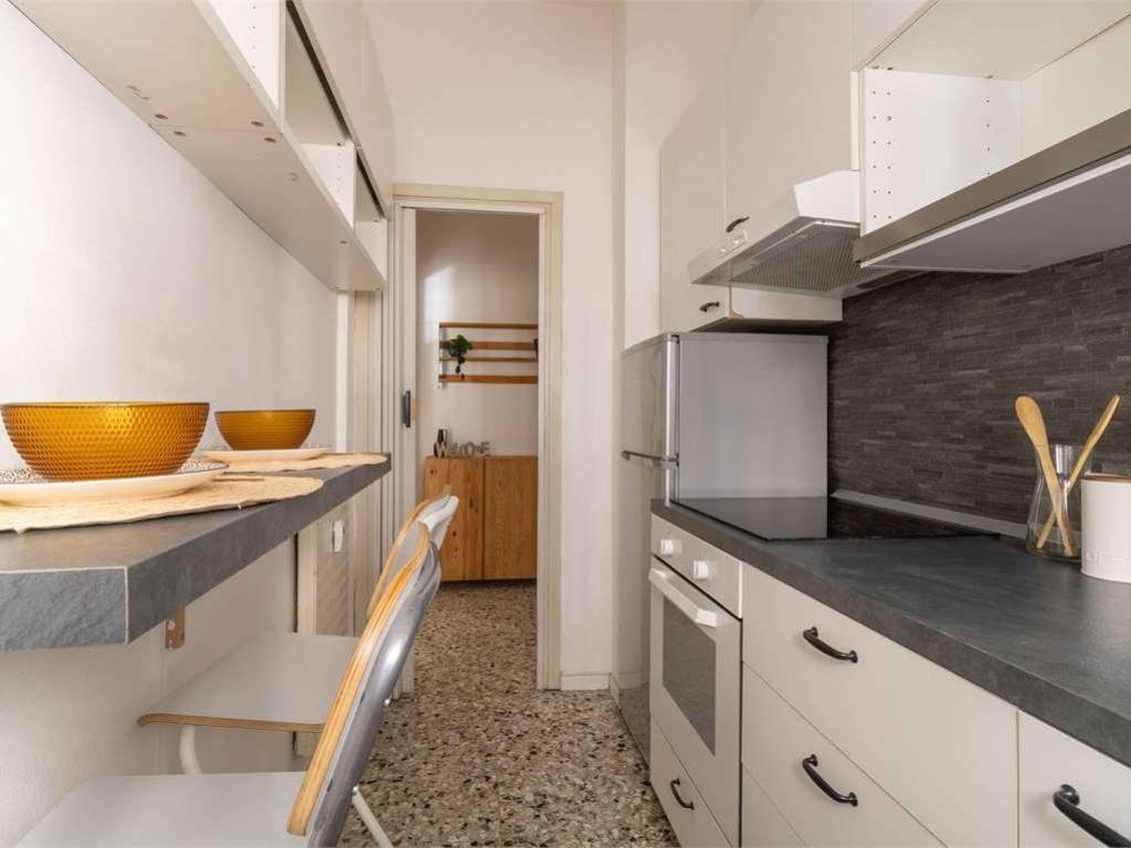 appartamento in vendita a Como in zona Lora