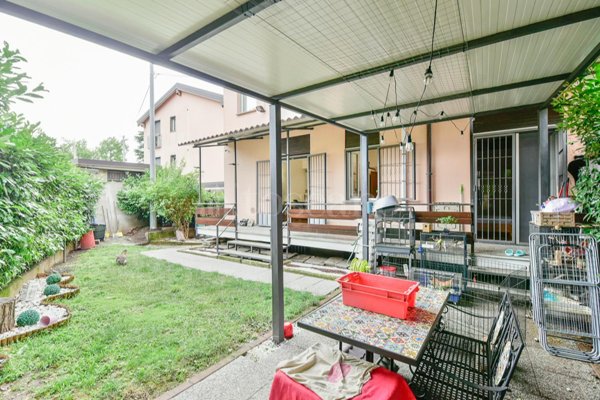 appartamento in vendita a Como in zona Prestino
