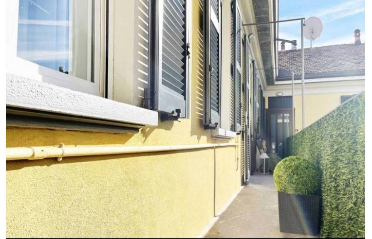 appartamento in vendita a Como in zona Borghi