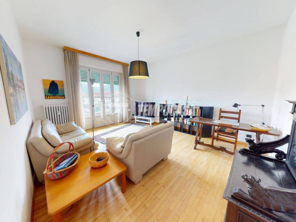 appartamento in vendita a Como in zona Como Centro