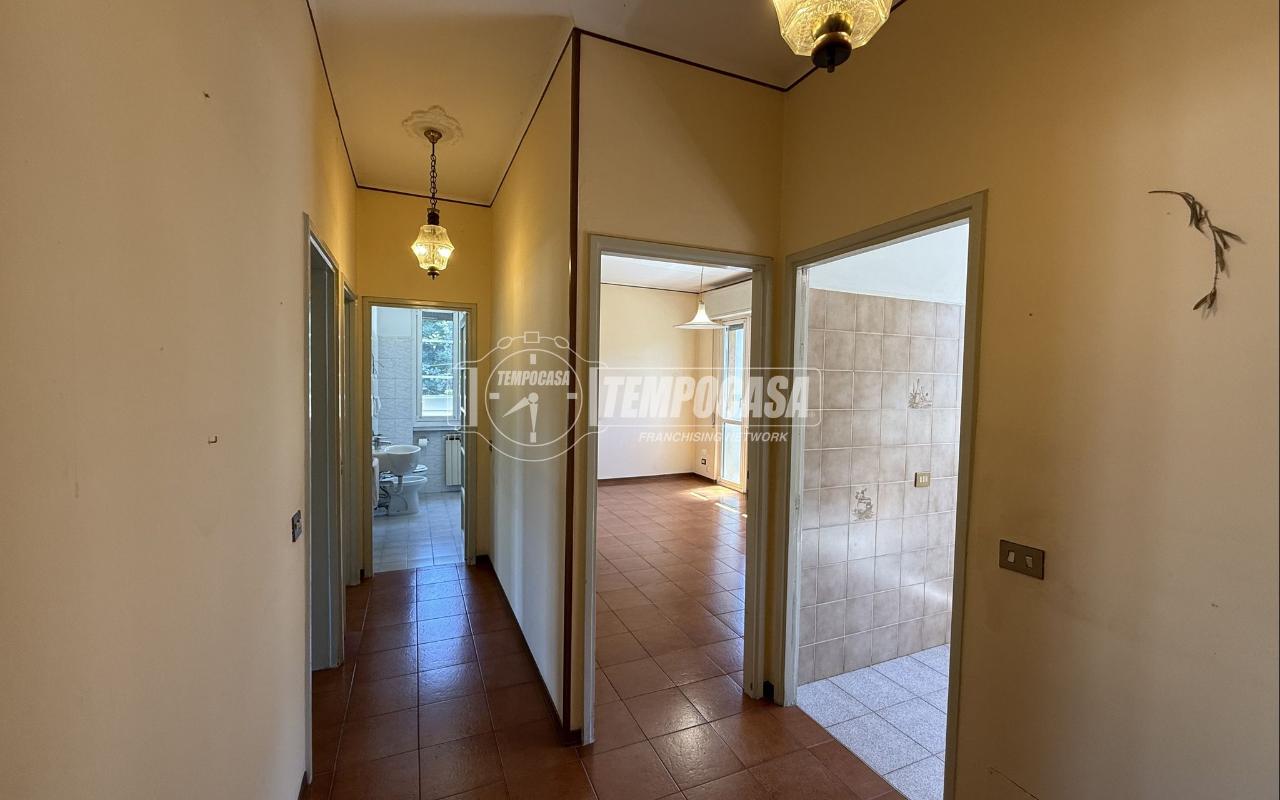 appartamento in vendita a Como in zona Monte Olimpino