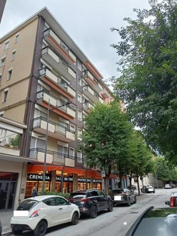 appartamento in vendita a Como in zona Borghi