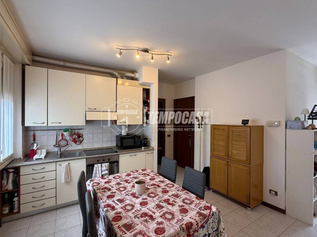 appartamento in vendita a Como in zona Sagnino