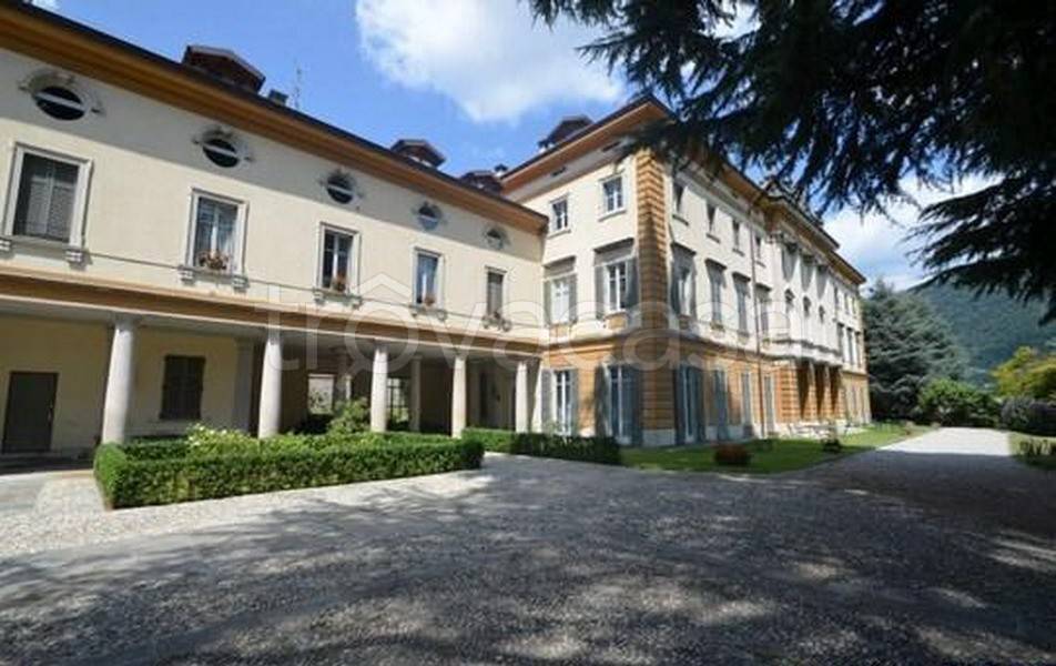 appartamento in vendita a Como in zona Sagnino