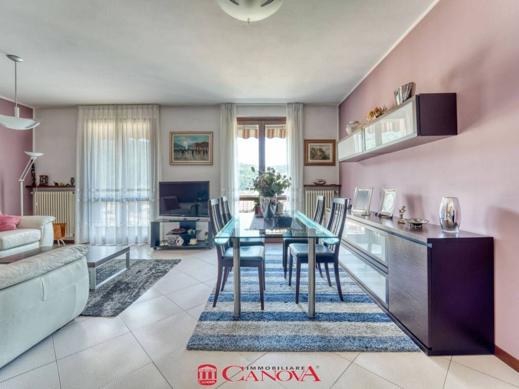 casa indipendente in vendita a Como in zona Sagnino