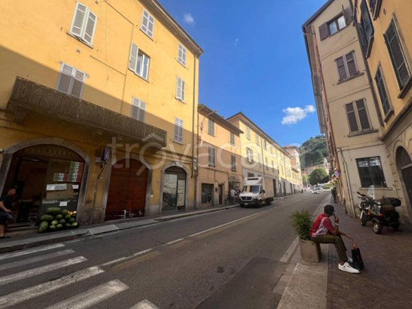 appartamento in vendita a Como in zona Borghi
