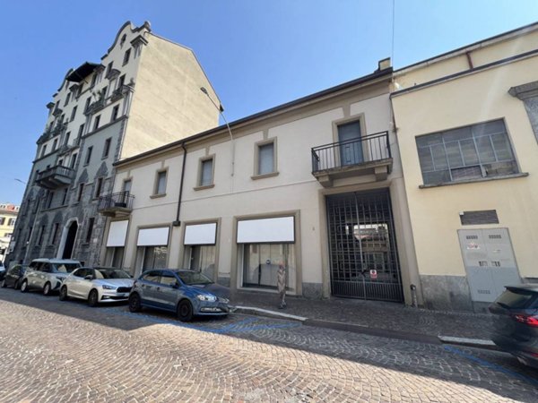 negozio in vendita a Como in zona Como Centro