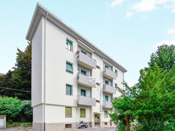 appartamento in vendita a Como in zona Trecallo