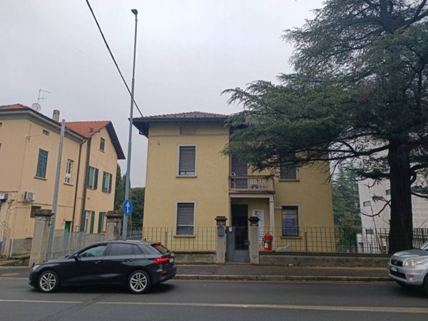 intera palazzina in vendita a Como in zona Trecallo