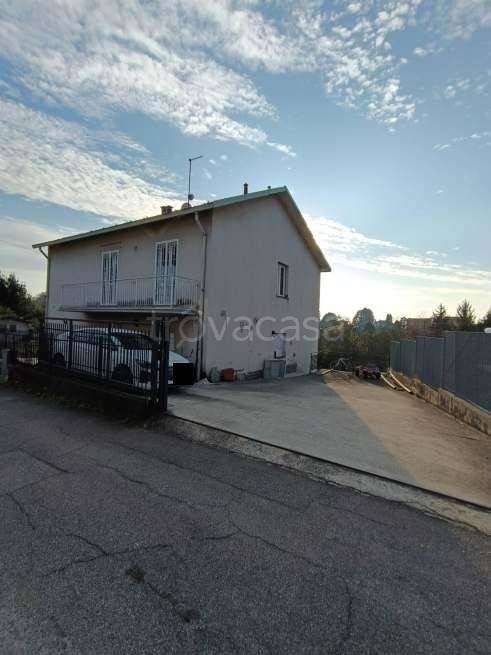 casa indipendente in vendita a Como in zona Trecallo