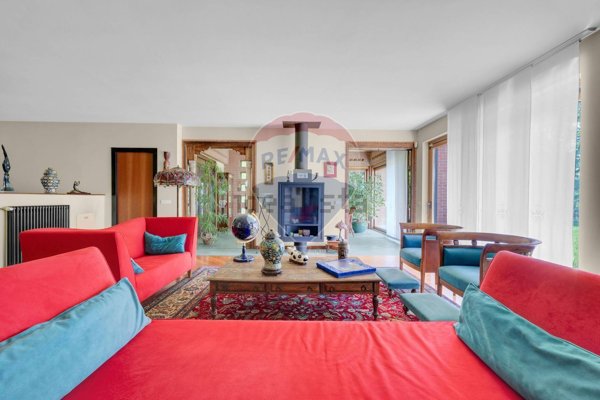 casa indipendente in vendita a Como