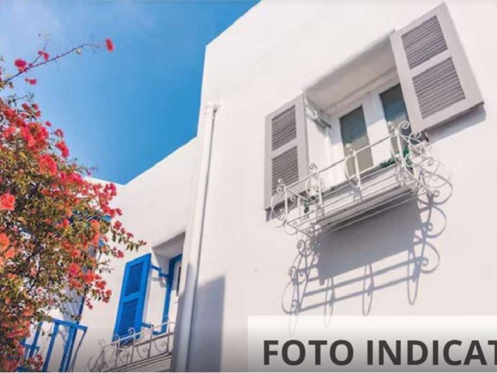 appartamento in vendita a Como in zona Como Centro