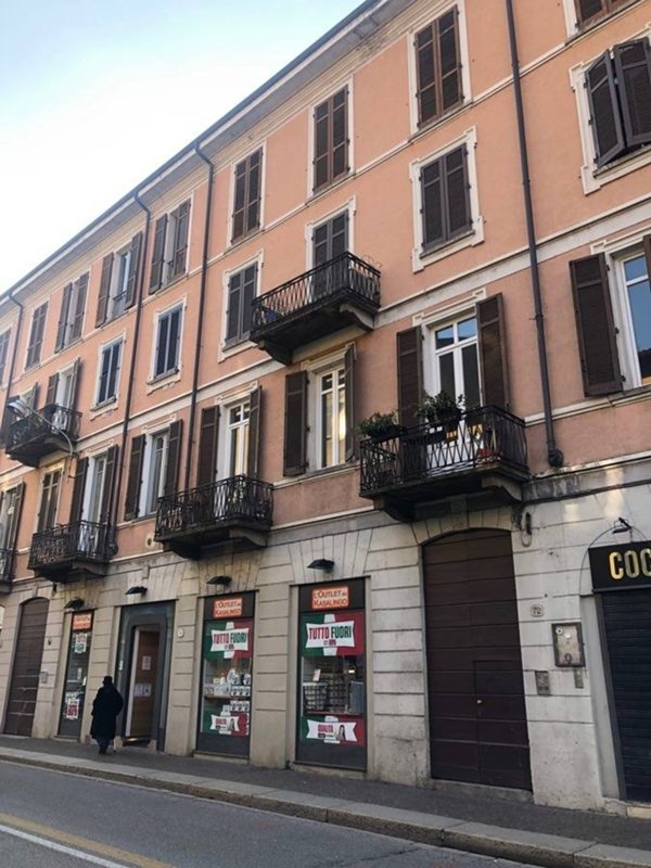 appartamento in vendita a Como in zona Como Centro
