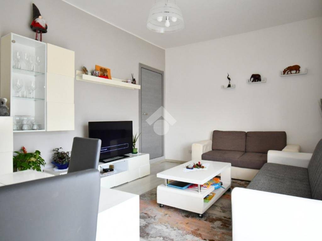 appartamento in vendita a Como in zona Borghi