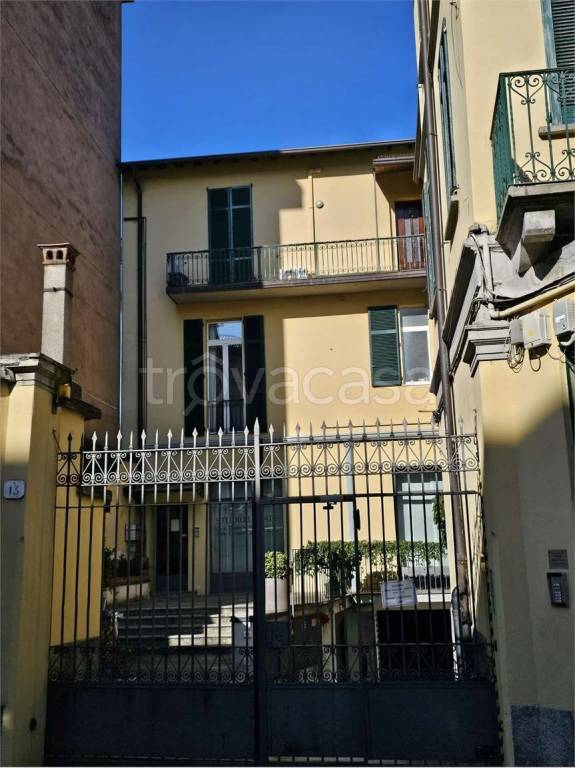 appartamento in vendita a Como in zona Valduce