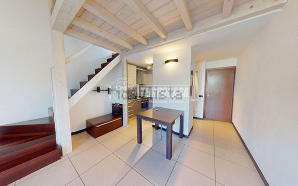 appartamento in vendita a Como in zona Prestino