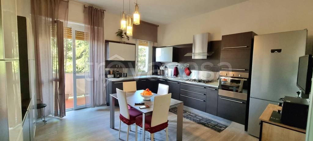 appartamento in vendita a Como in zona Monte Olimpino