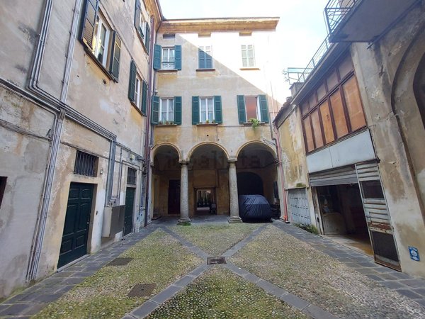 appartamento in vendita a Como