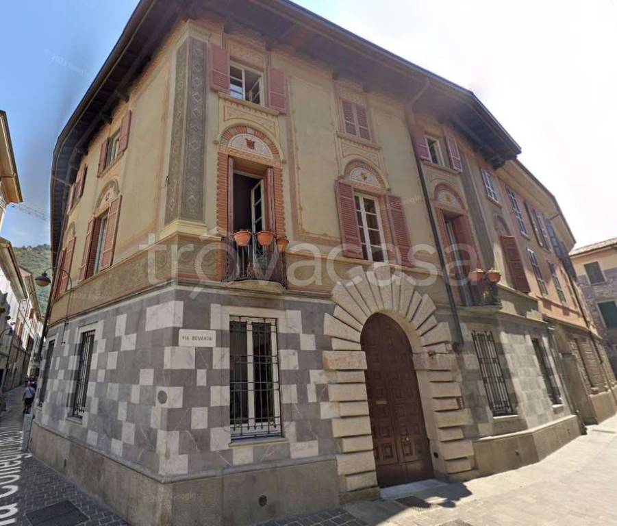 appartamento in vendita a Como in zona Como Centro