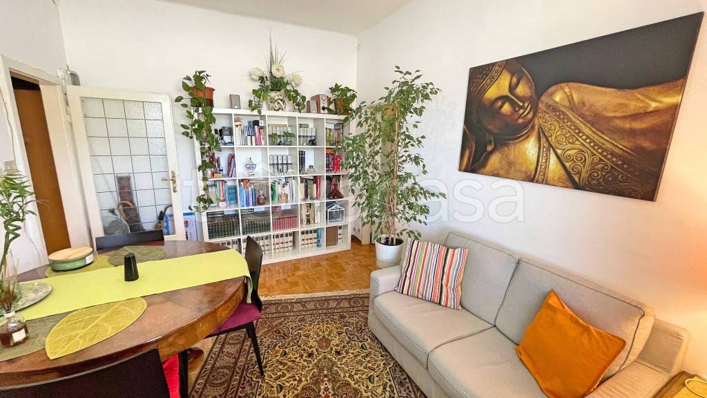 appartamento in vendita a Como in zona Borghi