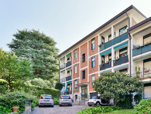 appartamento in vendita a Como in zona Prestino