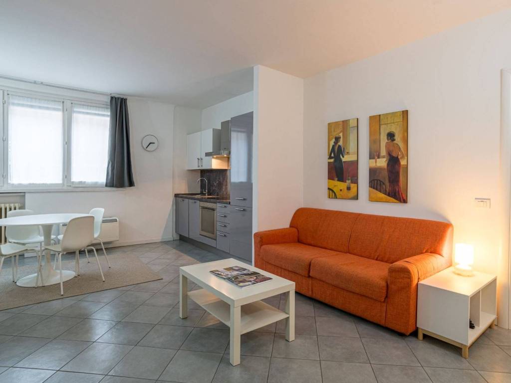 appartamento in vendita a Como in zona Borghi