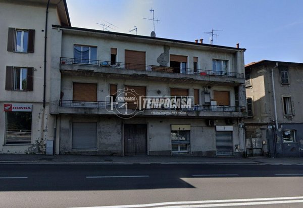appartamento in vendita a Como in zona Borghi