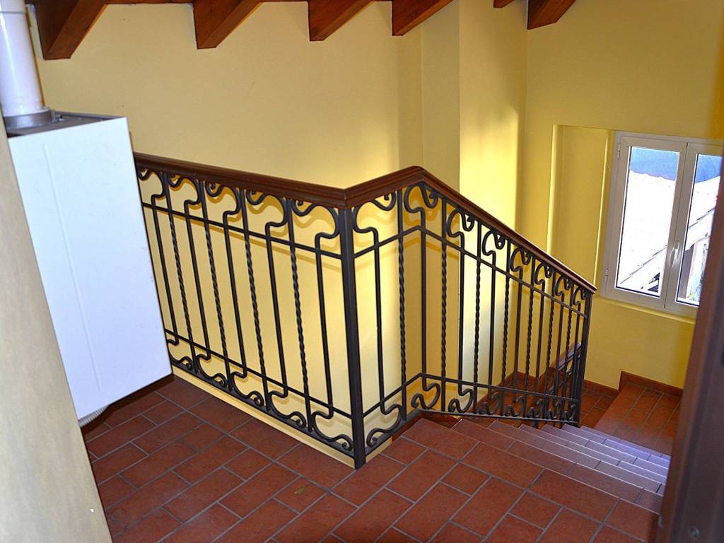 appartamento in vendita a Como in zona Trecallo