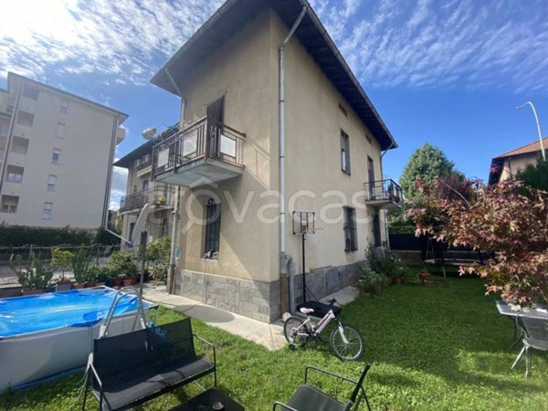 casa indipendente in vendita a Como in zona Rebbio