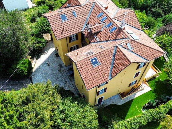 appartamento in vendita a Como in zona Civiglio