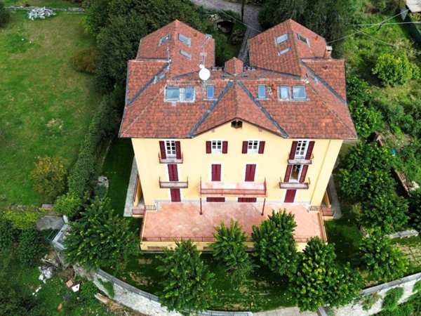 appartamento in vendita a Como in zona Civiglio