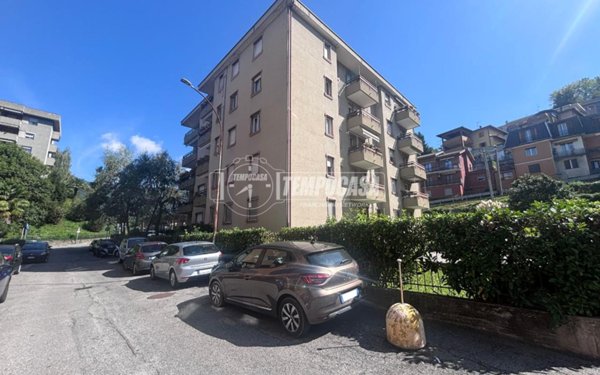 appartamento in vendita a Como in zona Borghi