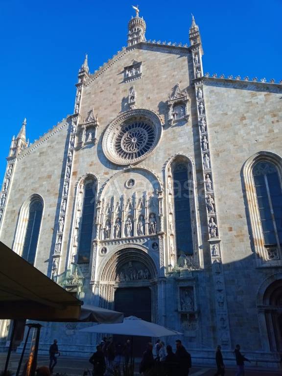 appartamento in vendita a Como in zona Como Centro