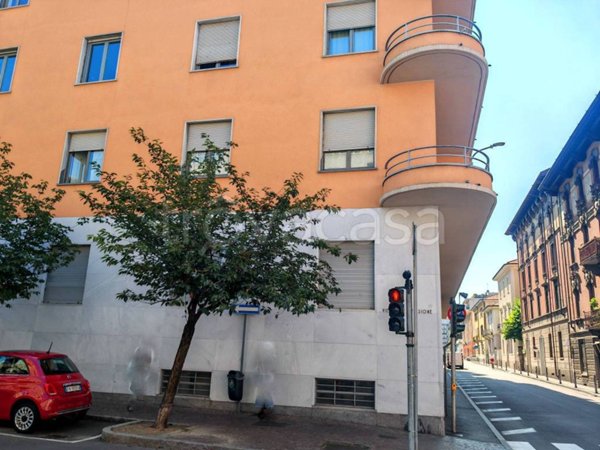 appartamento in vendita a Como in zona Borghi