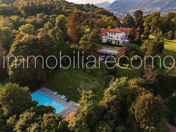 appartamento in vendita a Como in zona Tavernola