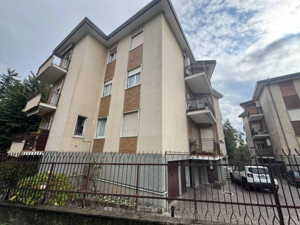 appartamento in vendita a Como in zona Prestino