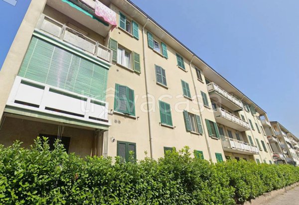 appartamento in vendita a Como in zona Camerlata