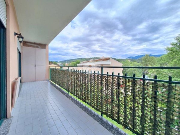appartamento in vendita a Como in zona Camerlata