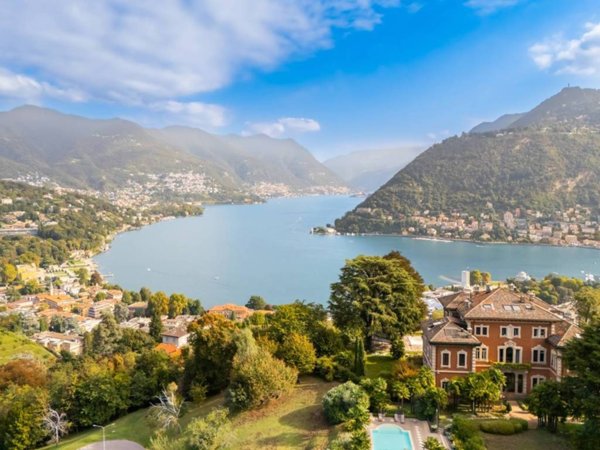 appartamento in vendita a Como in zona Como Centro