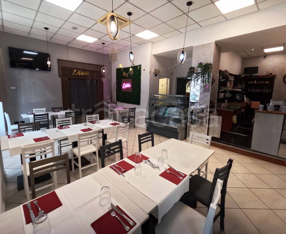 negozio in vendita a Como in zona Borghi