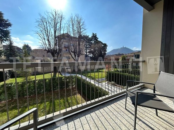 appartamento in vendita a Como in zona Borghi