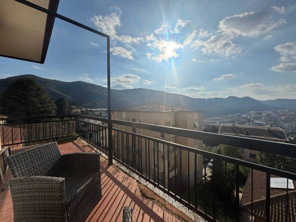 appartamento in vendita a Como in zona Monte Olimpino