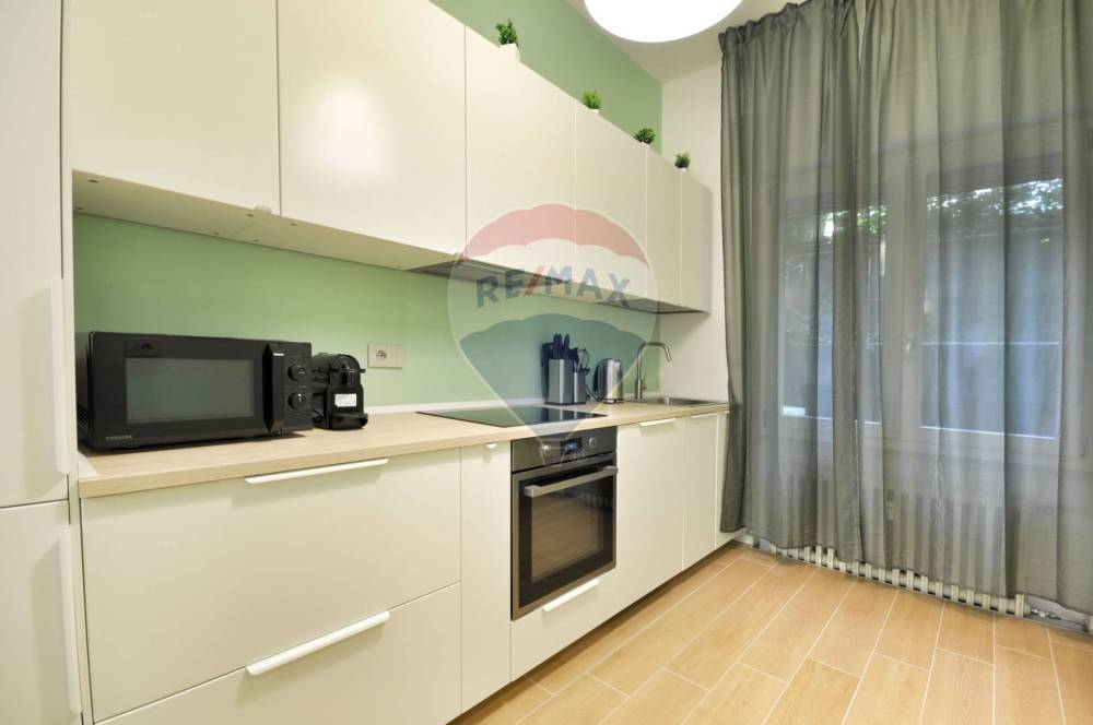 appartamento in vendita a Como in zona Como Centro