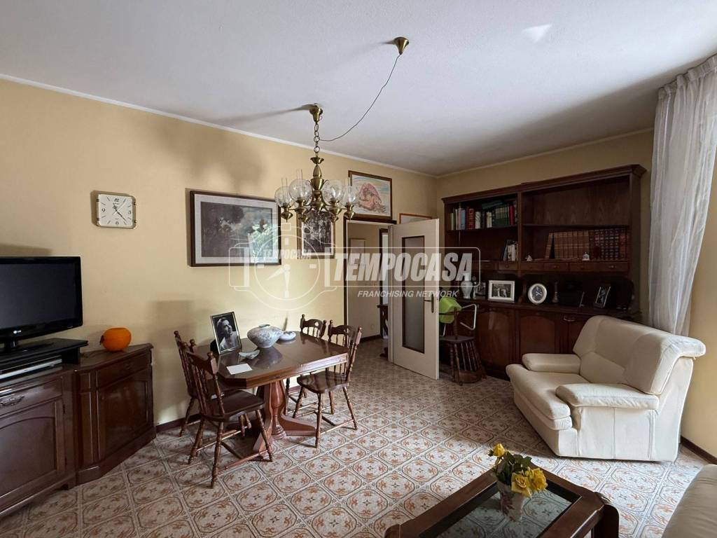 appartamento in vendita a Como in zona Sagnino